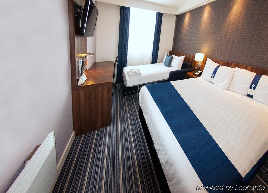 Holiday Inn Express Liverpool Hoylake, An Ihg Hotel Екстериор снимка